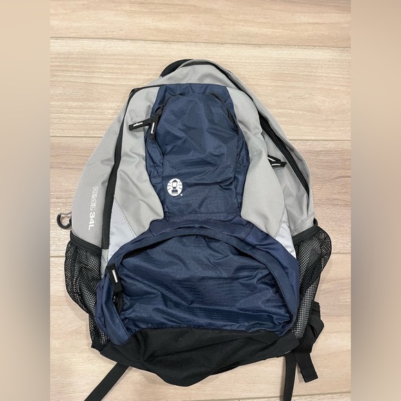 Coleman Backpack Revel 34LHydration Navy WATER BAG NOT INCLUDED